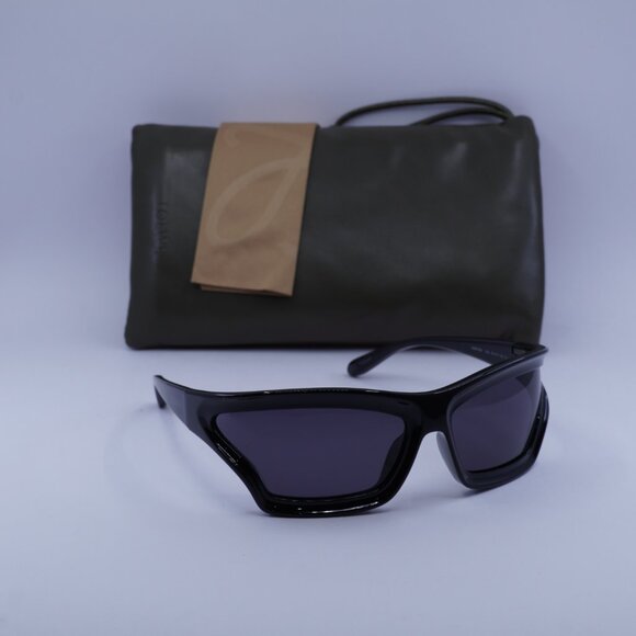 Loewe LW40143U 01A Shield Sunglasses – Shiny Black\\Smoke main image 6
